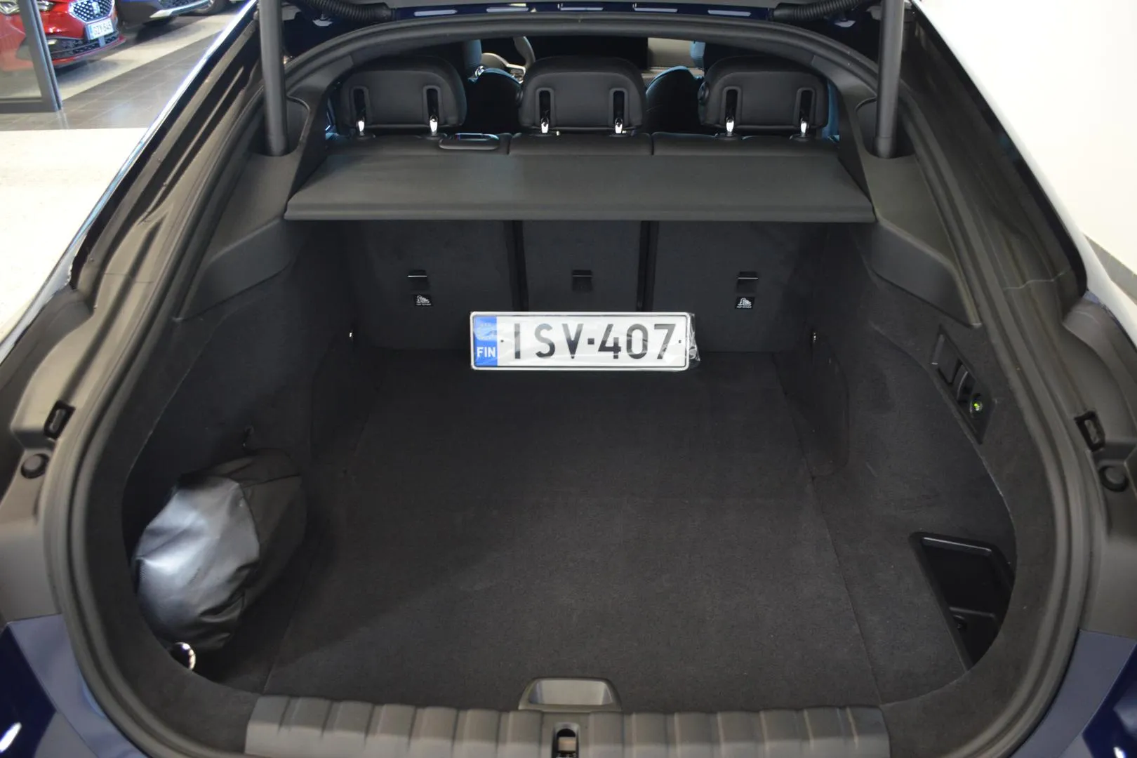 BMW i4 ISV-407 carousel image