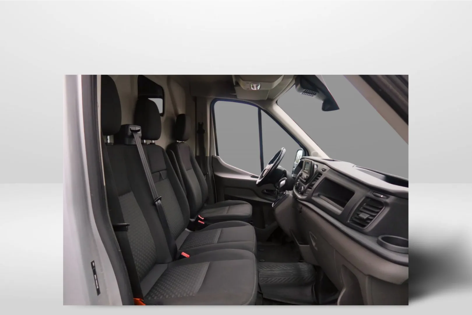 Ford Transit FPF-495 carousel image