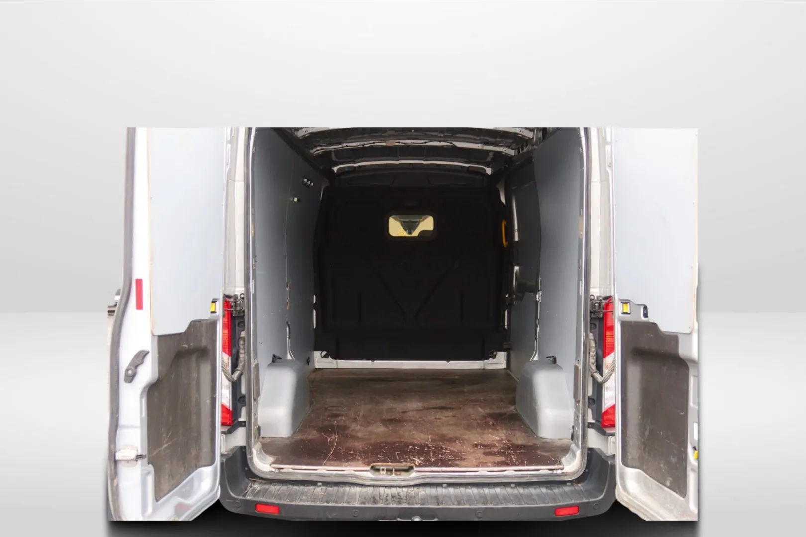 Ford Transit FPF-495 carousel image