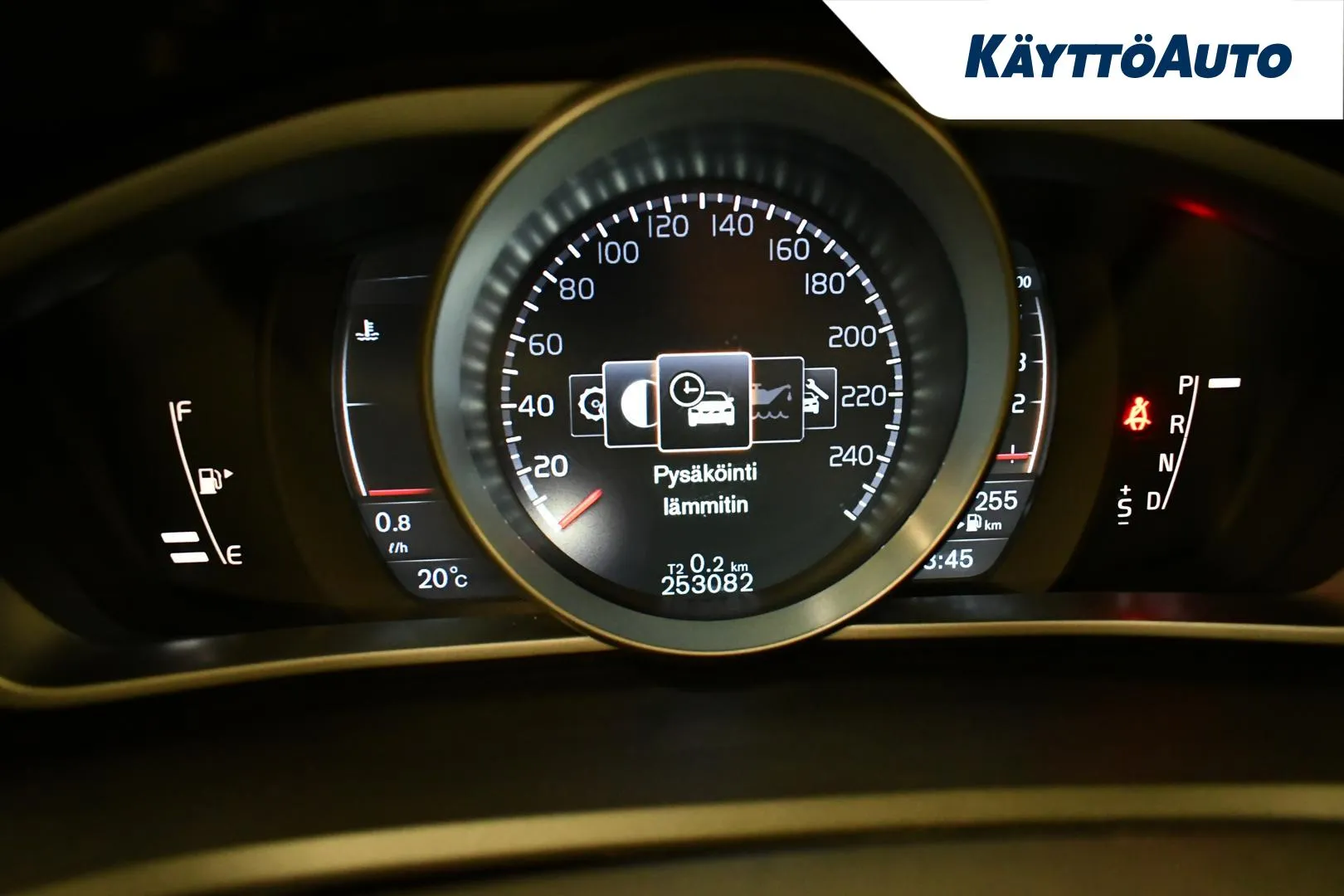 VOLVO V40 Cross Country FMC-689 carousel image