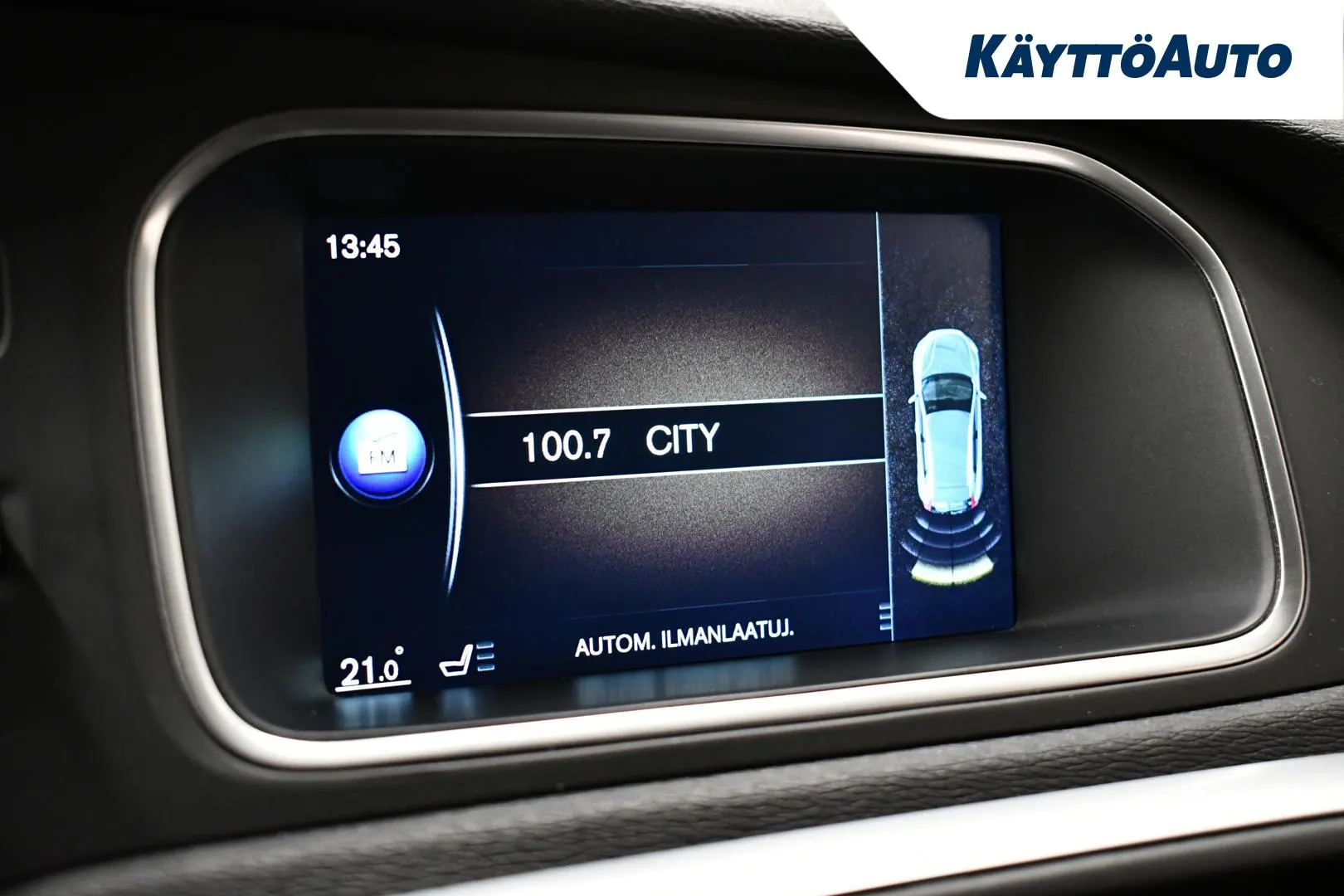 VOLVO V40 Cross Country FMC-689 carousel image