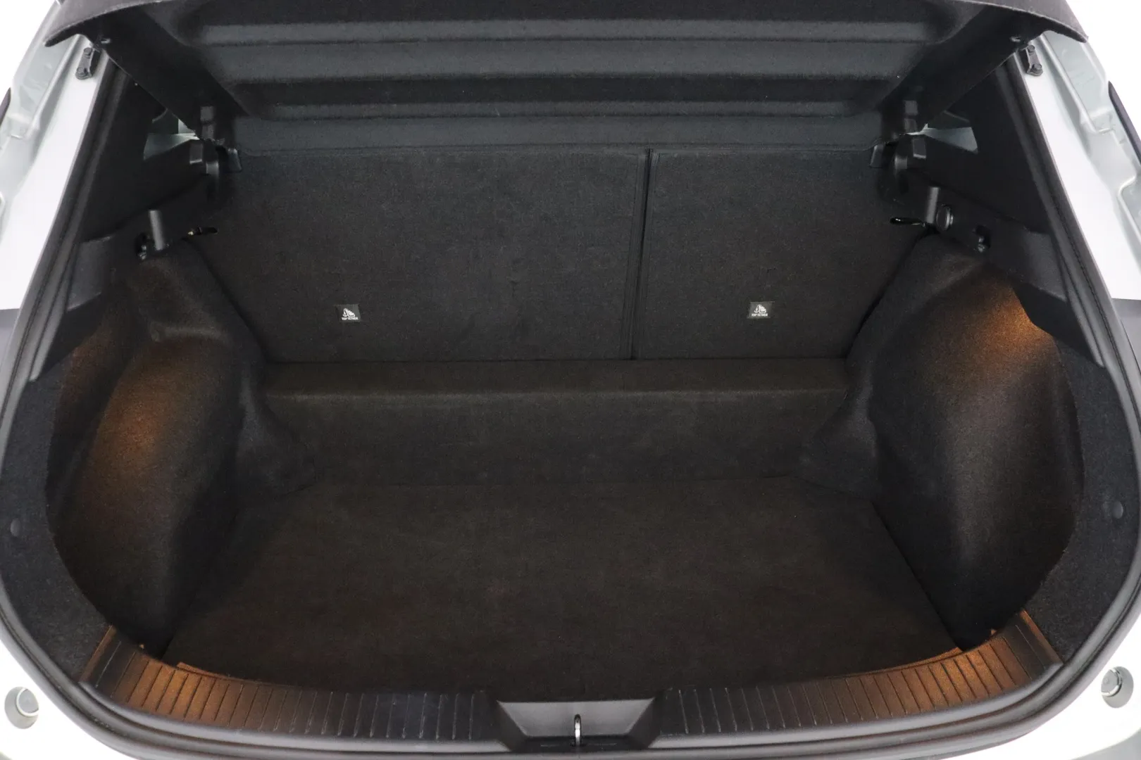 NISSAN Qashqai RVV-587 carousel image