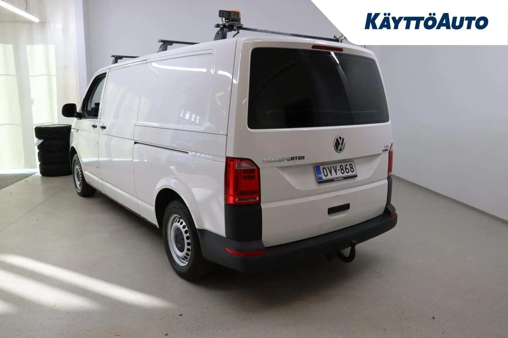 VOLKSWAGEN Transporter OVV-868 carousel image