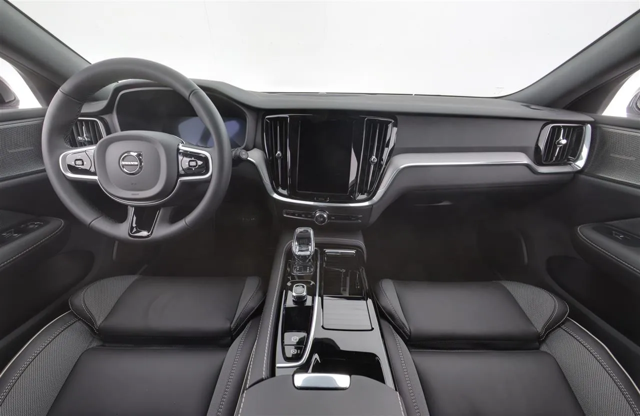 Volvo V60 CSO-839 carousel image