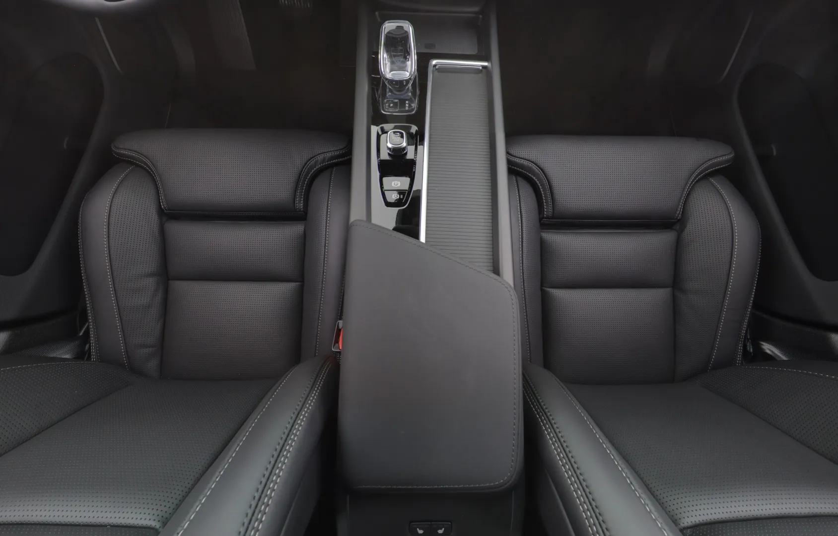 Volvo XC60 ISV-496 carousel image
