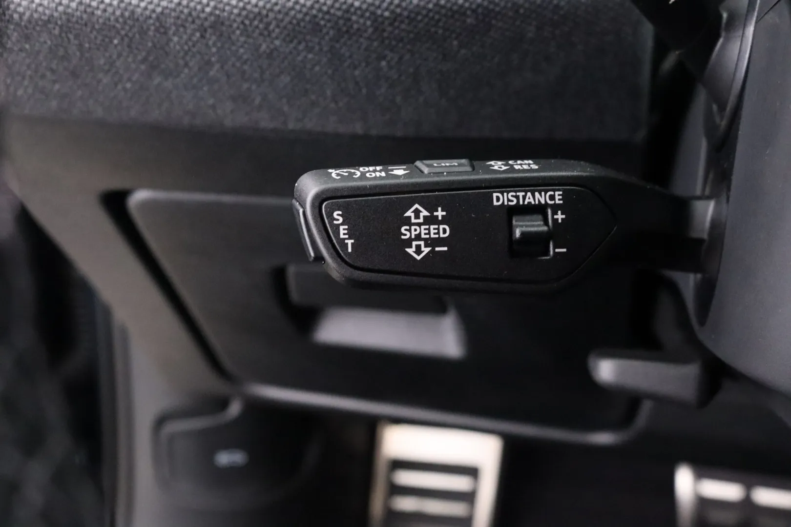 Audi A5 JOM-621 carousel image