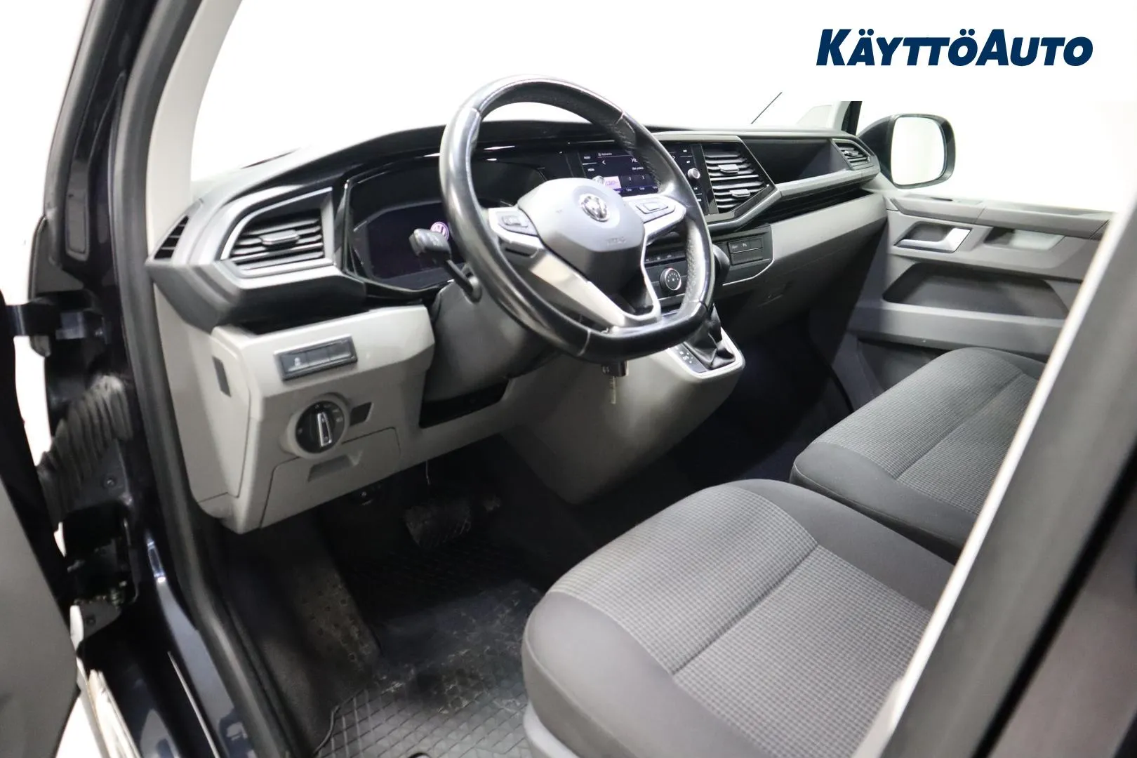 VOLKSWAGEN Transporter ZNC-377 carousel image