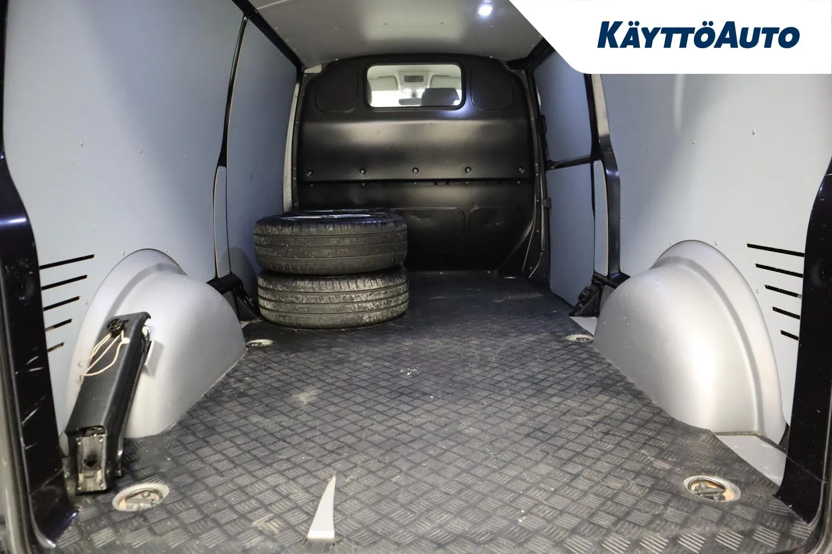 VOLKSWAGEN Transporter ZNC-377 carousel image