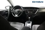Toyota Auris ILN-495 carousel thumbs