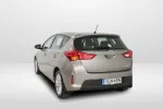 Toyota Auris ILN-495 carousel thumbs