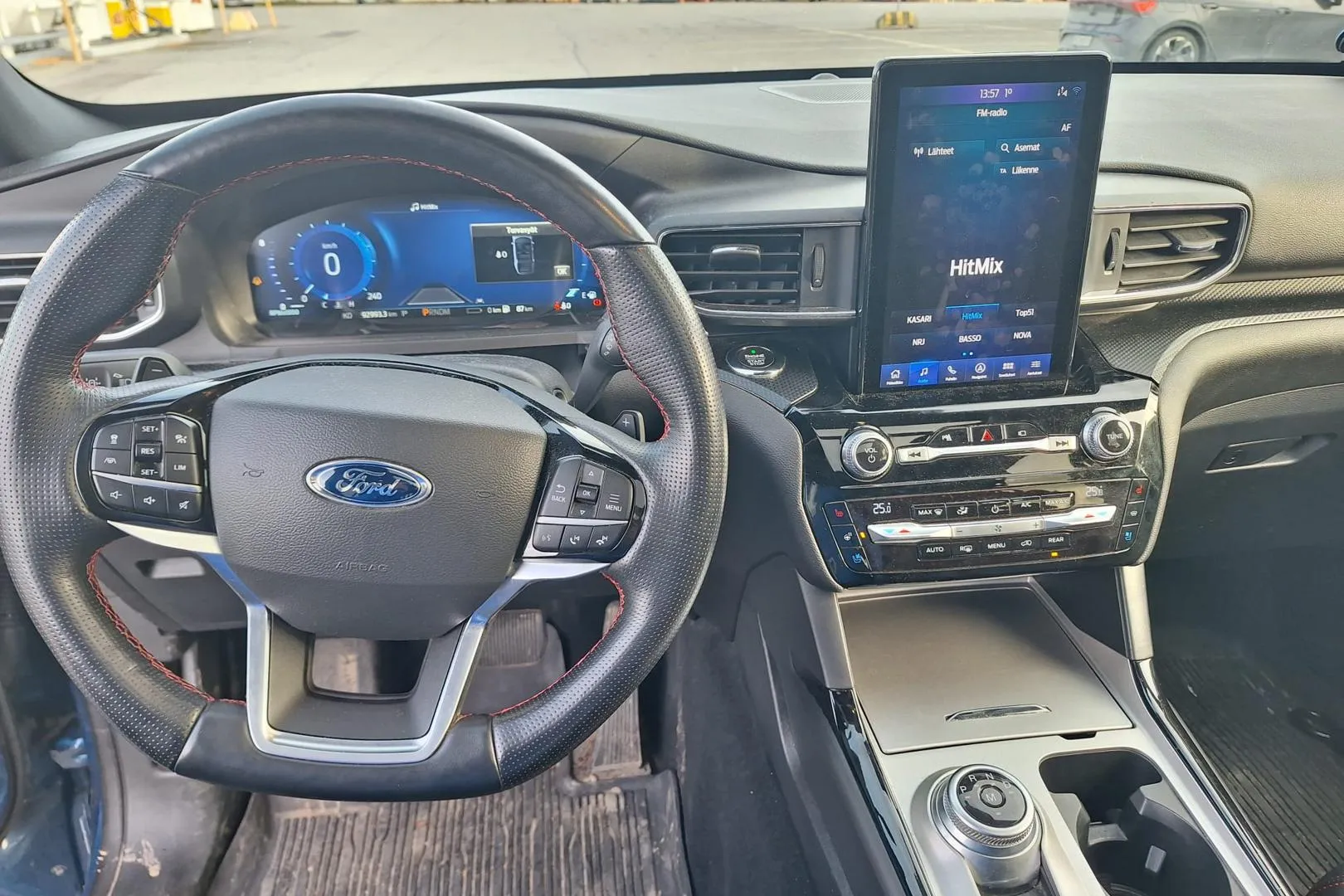 FORD Explorer LRH-494 carousel image