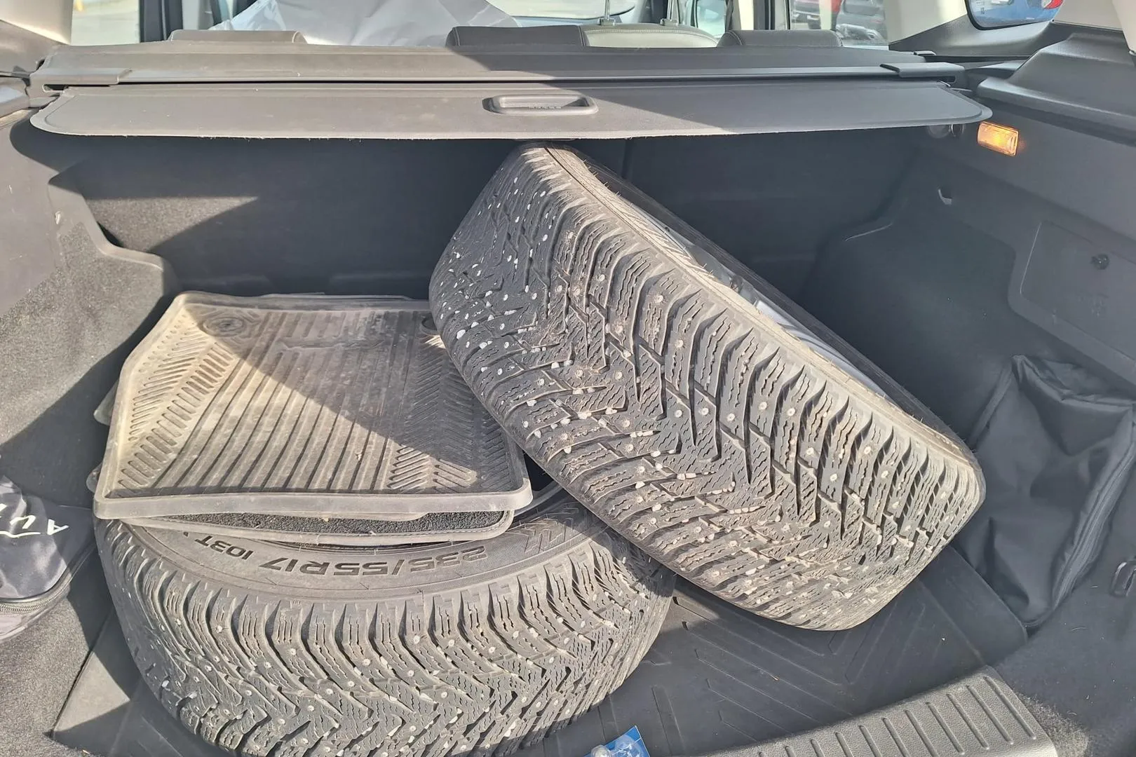 FORD Kuga SML-245 carousel image