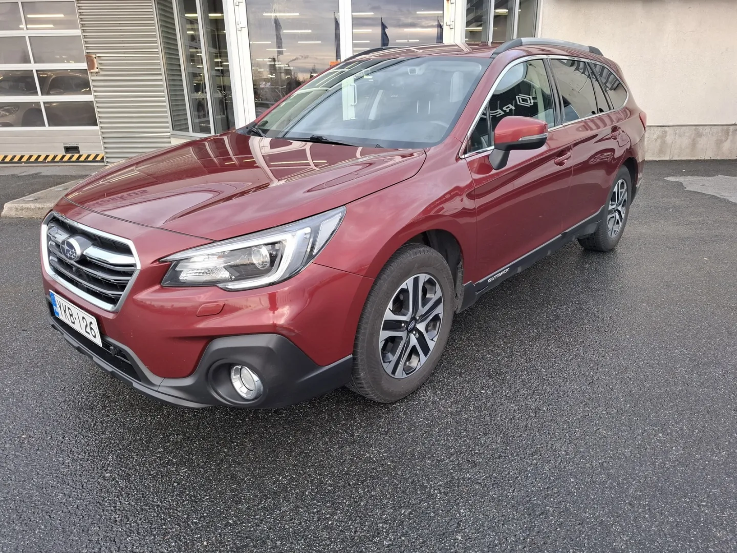 SUBARU Outback YKB-126 carousel image