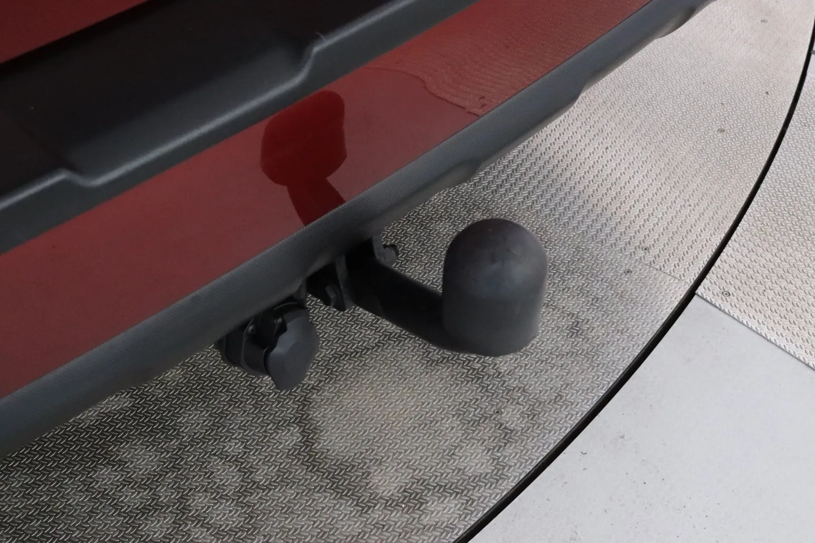 SUBARU Outback YKB-126 carousel image