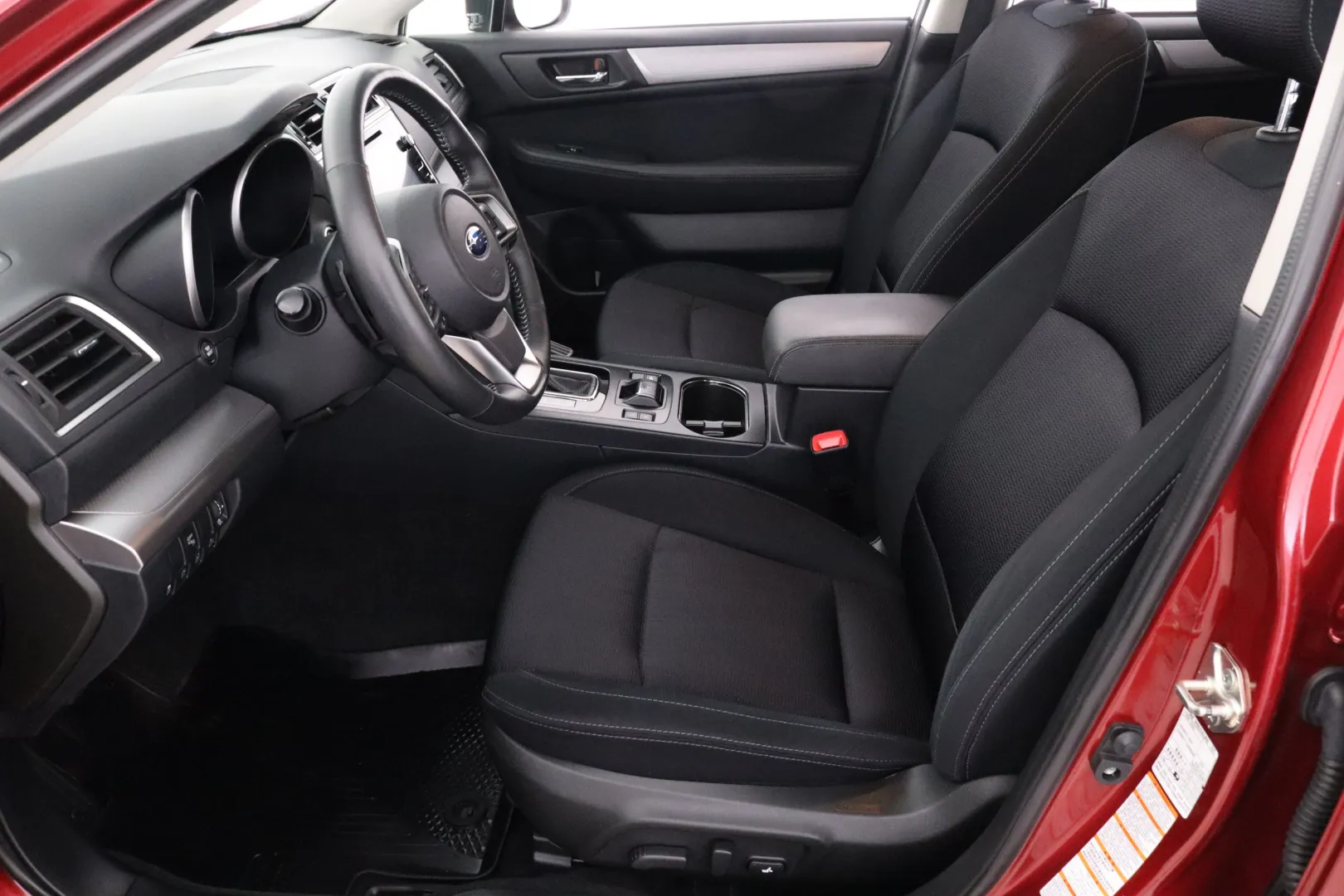 SUBARU Outback YKB-126 carousel image