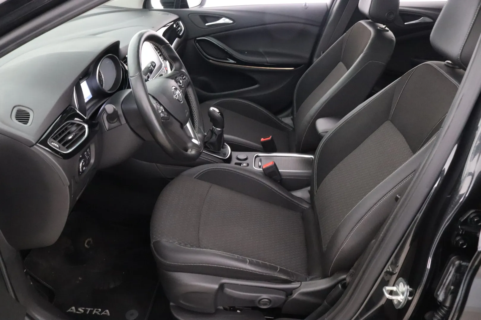 OPEL Astra FLV-829 carousel image