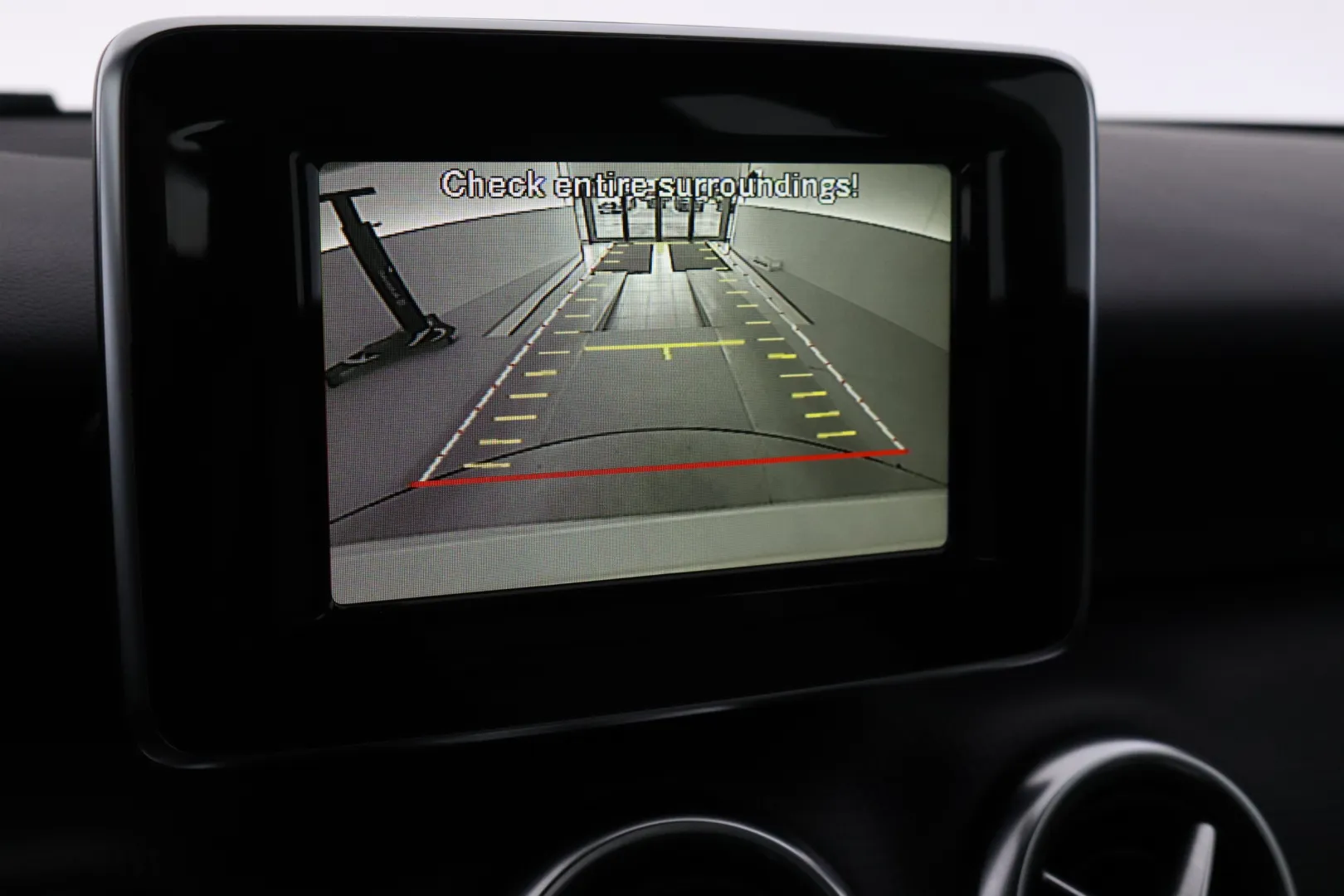 MERCEDES-BENZ A ILN-577 carousel image