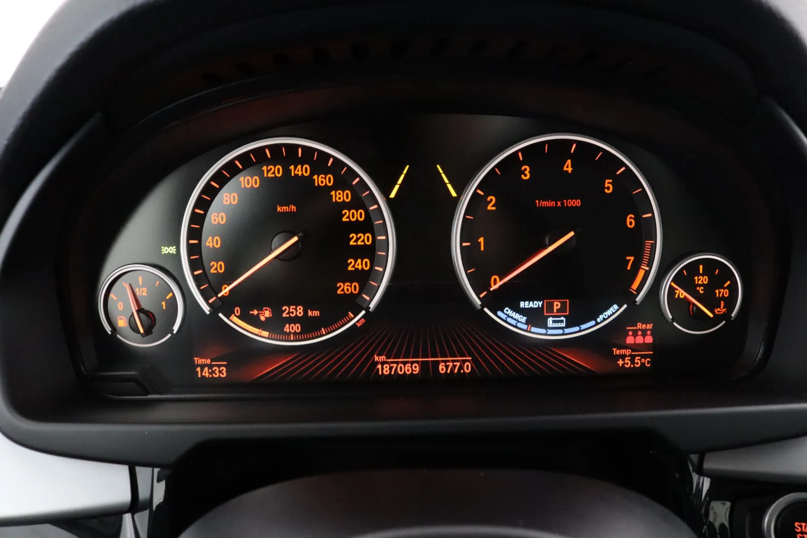 BMW X5 VZU-804 carousel image