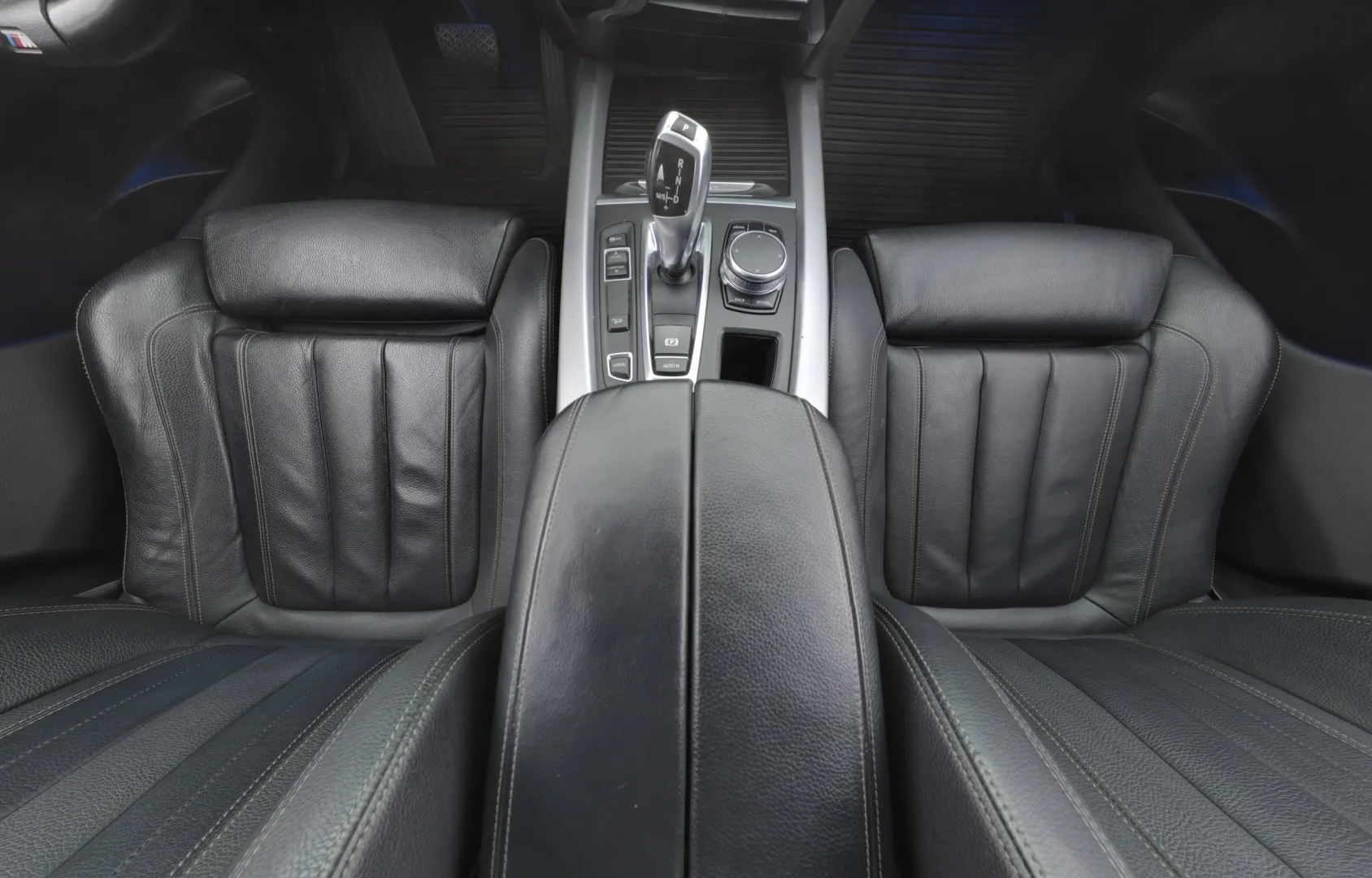 BMW X5 VZU-804 carousel image