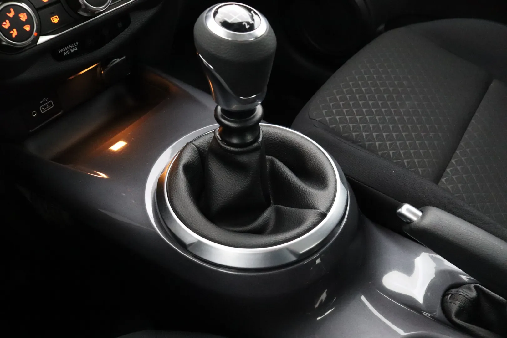 NISSAN Juke XRE-136 carousel image