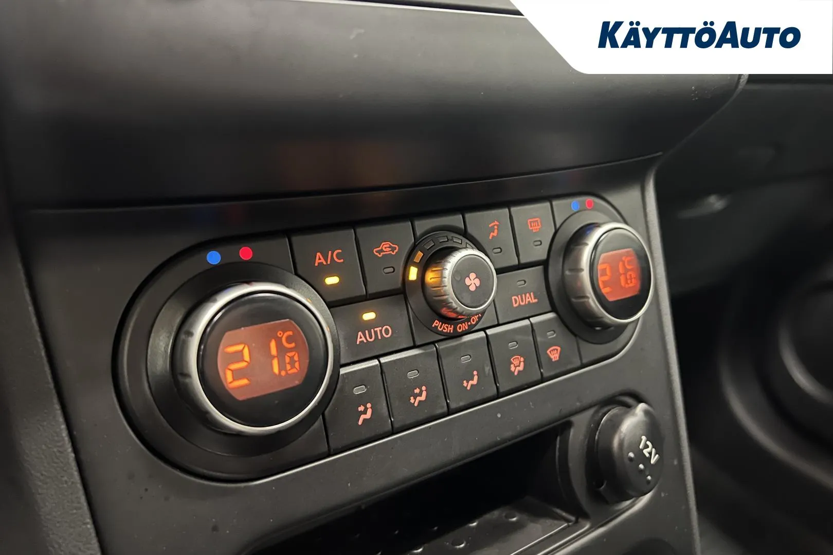 NISSAN Qashqai OTE-338 carousel image