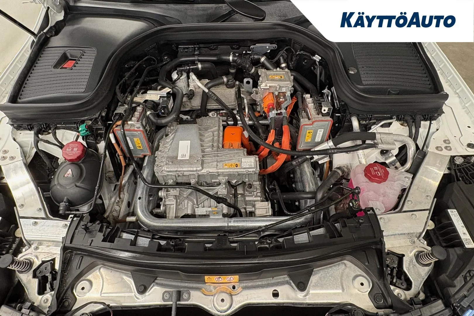 MERCEDES-BENZ EQC JNU-673 carousel image