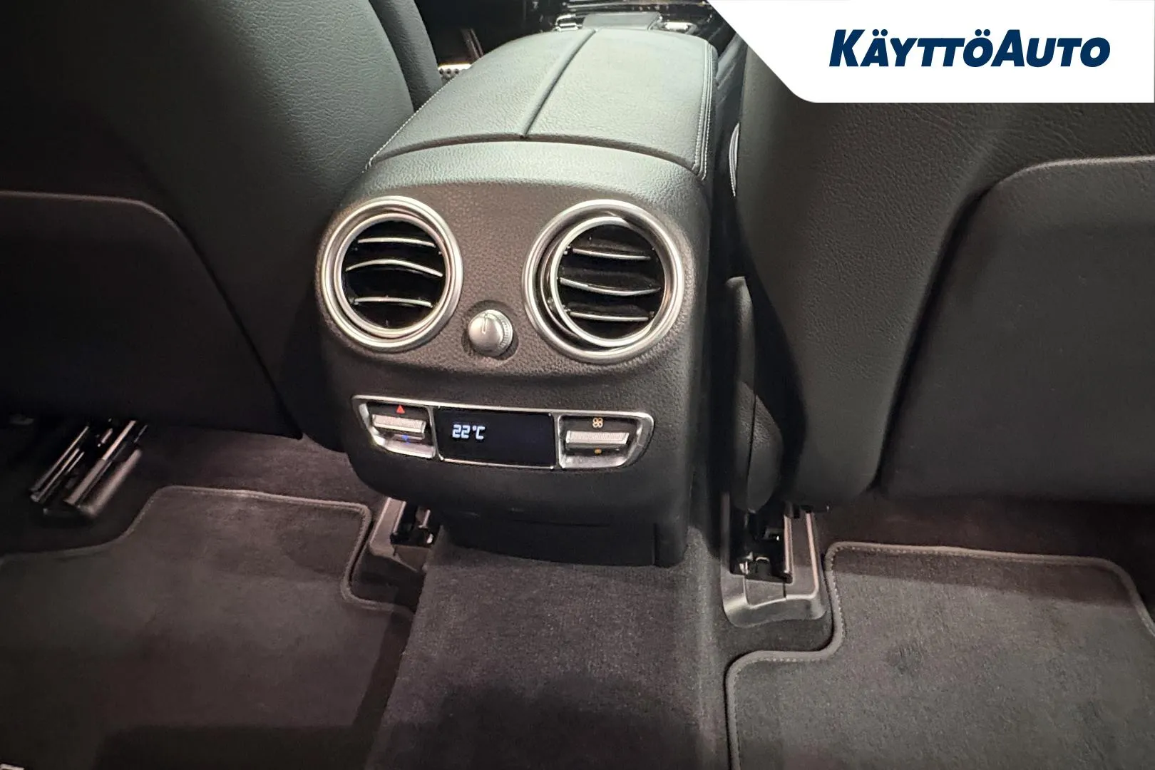 MERCEDES-BENZ EQC JNU-673 carousel image