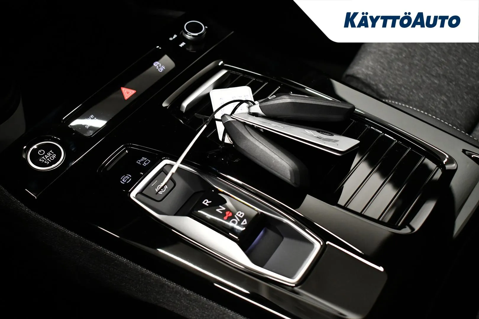 Audi Q6 e-tron FSL-186 carousel image