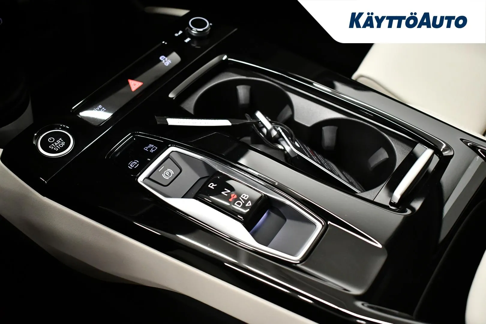 Audi Q6 e-tron IST-413 carousel image