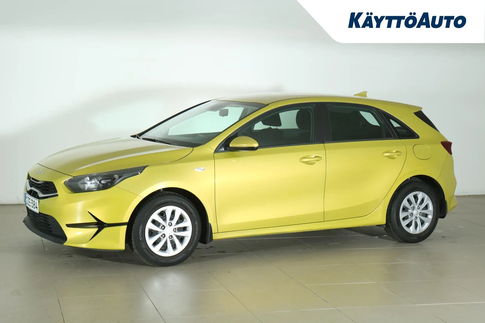 KIA Ceed OZE-384 carousel image