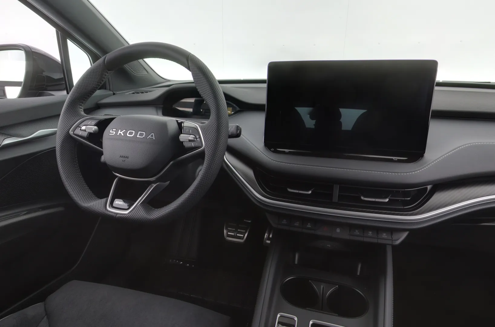 Skoda Elroq ISX-374 carousel image