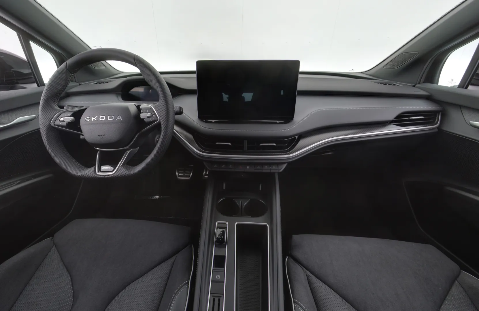 Skoda Enyaq JOJ-760 carousel image