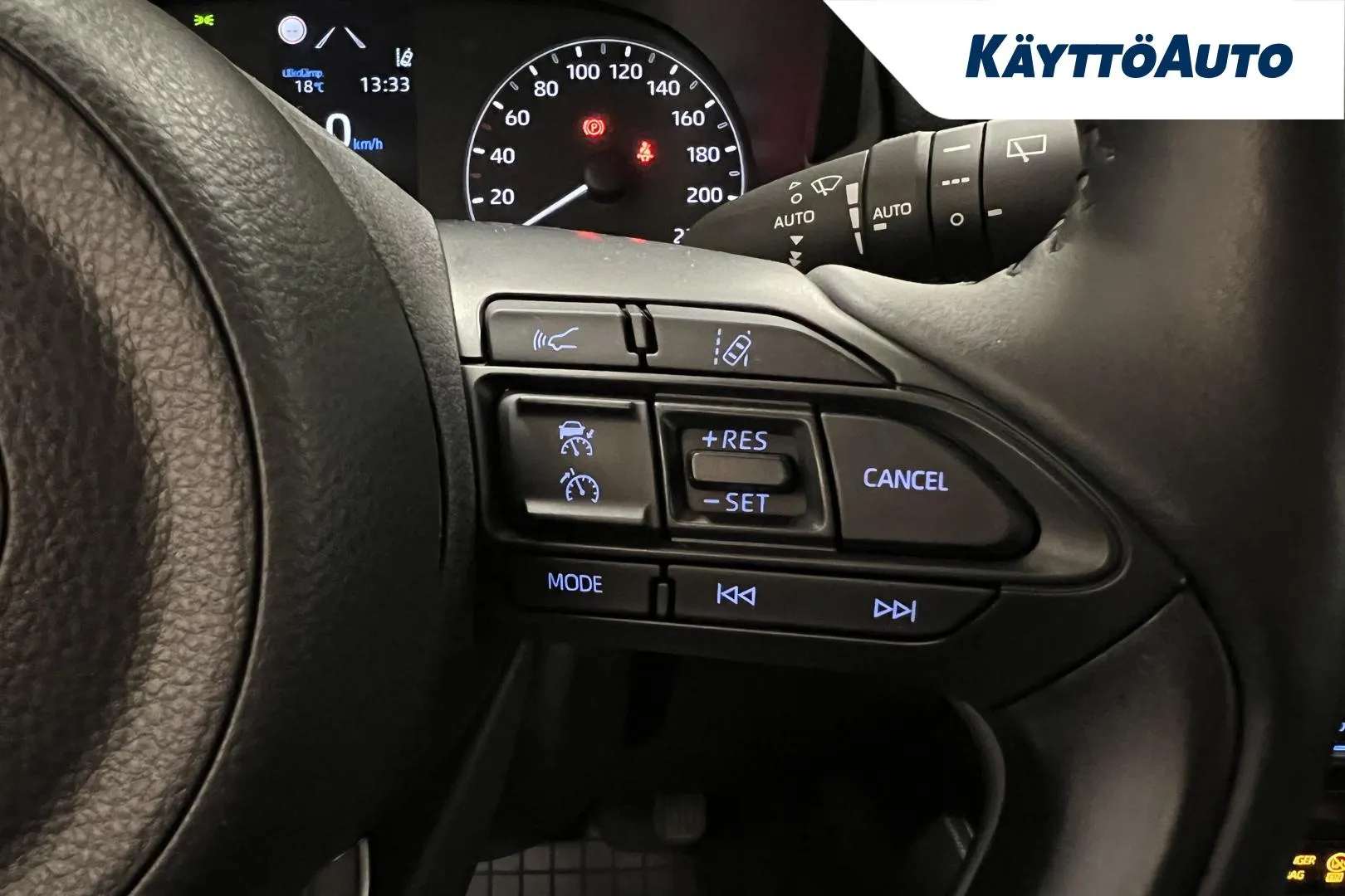 TOYOTA Yaris MOL-749 carousel image