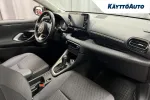 TOYOTA Yaris MOL-749 carousel thumbs