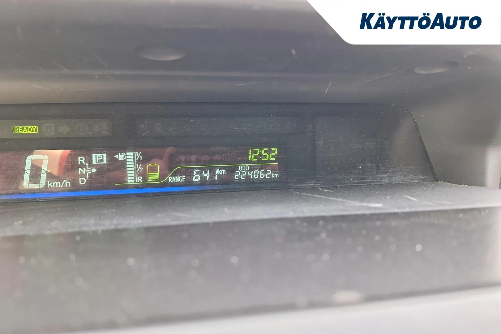 TOYOTA Prius+ XPH-451 carousel image