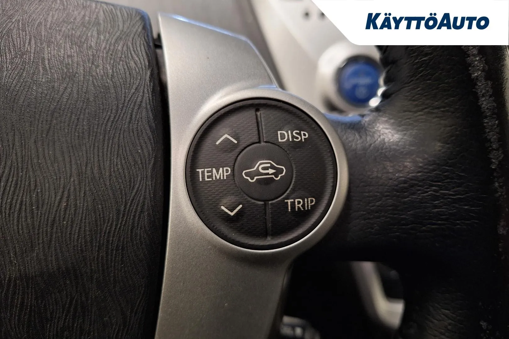 TOYOTA Prius+ XPH-451 carousel image