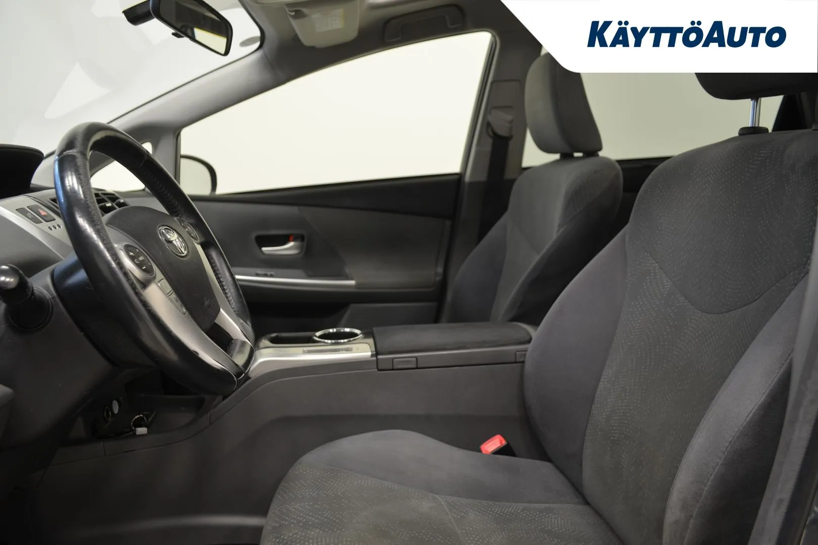 TOYOTA Prius+ XPH-451 carousel image