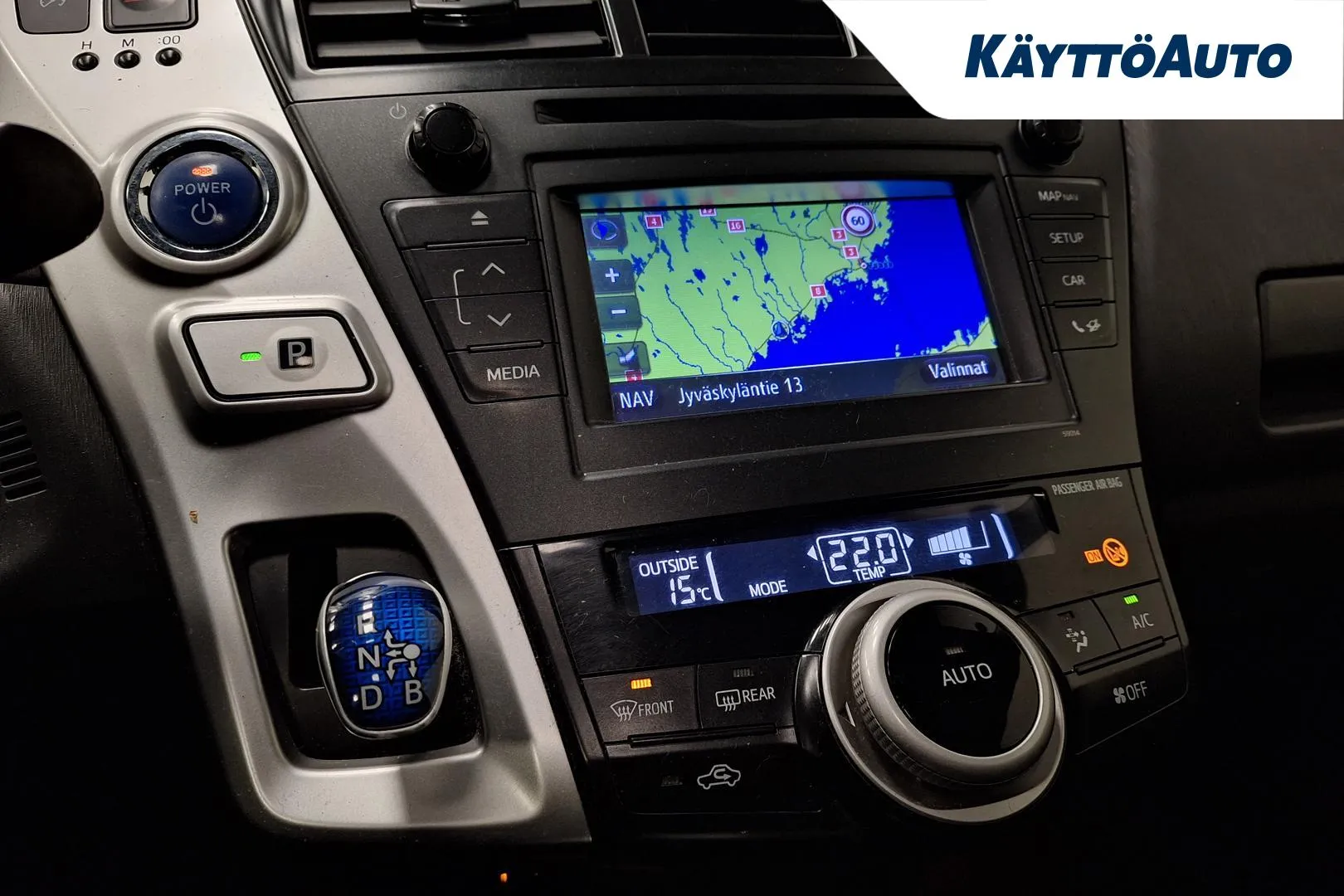 TOYOTA Prius+ XPH-451 carousel image