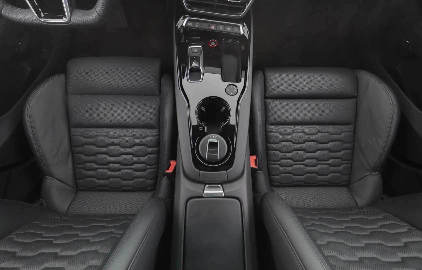 Audi e-tron GT LPS-159 carousel image