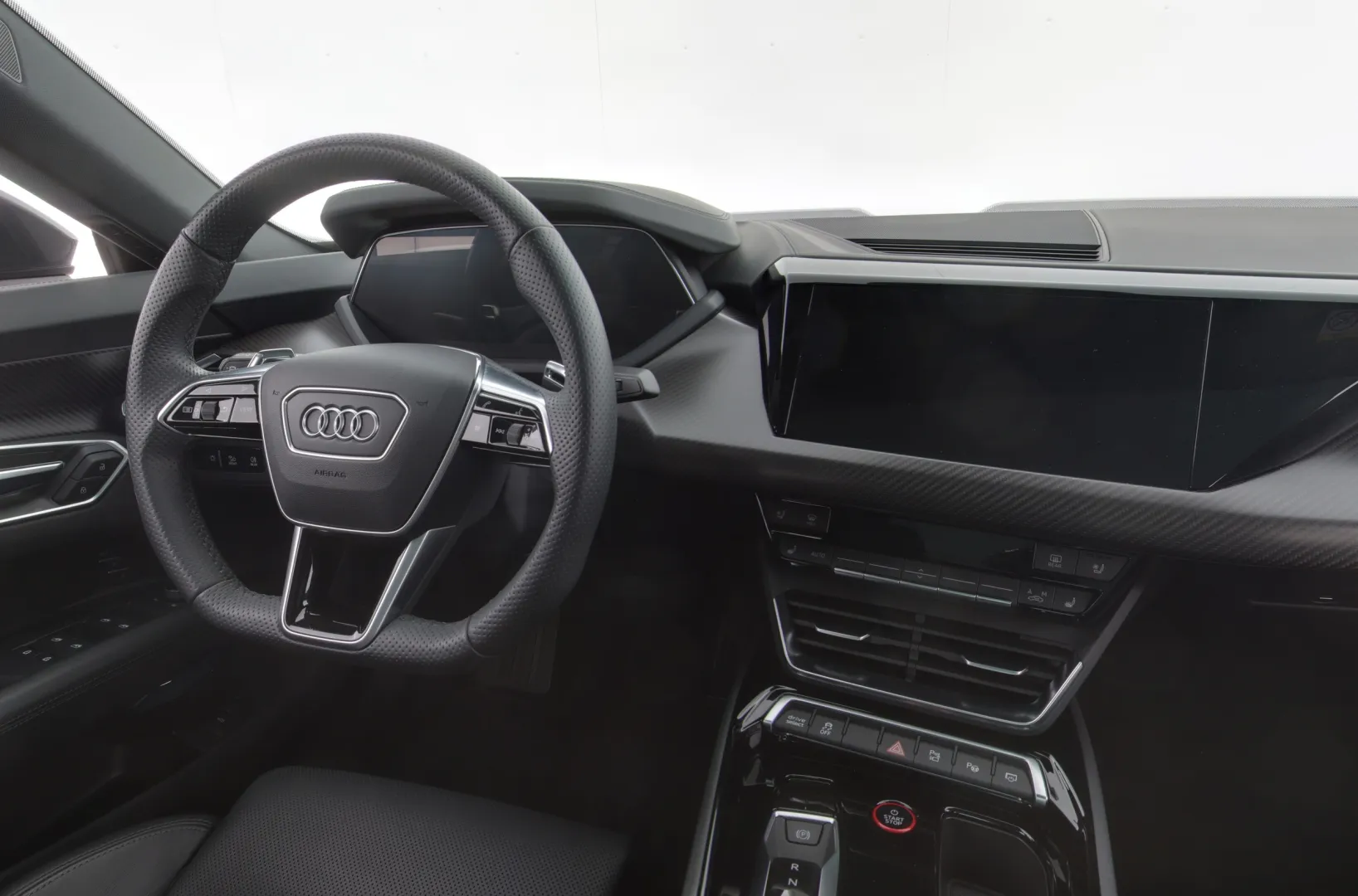 Audi e-tron GT LPS-159 carousel image