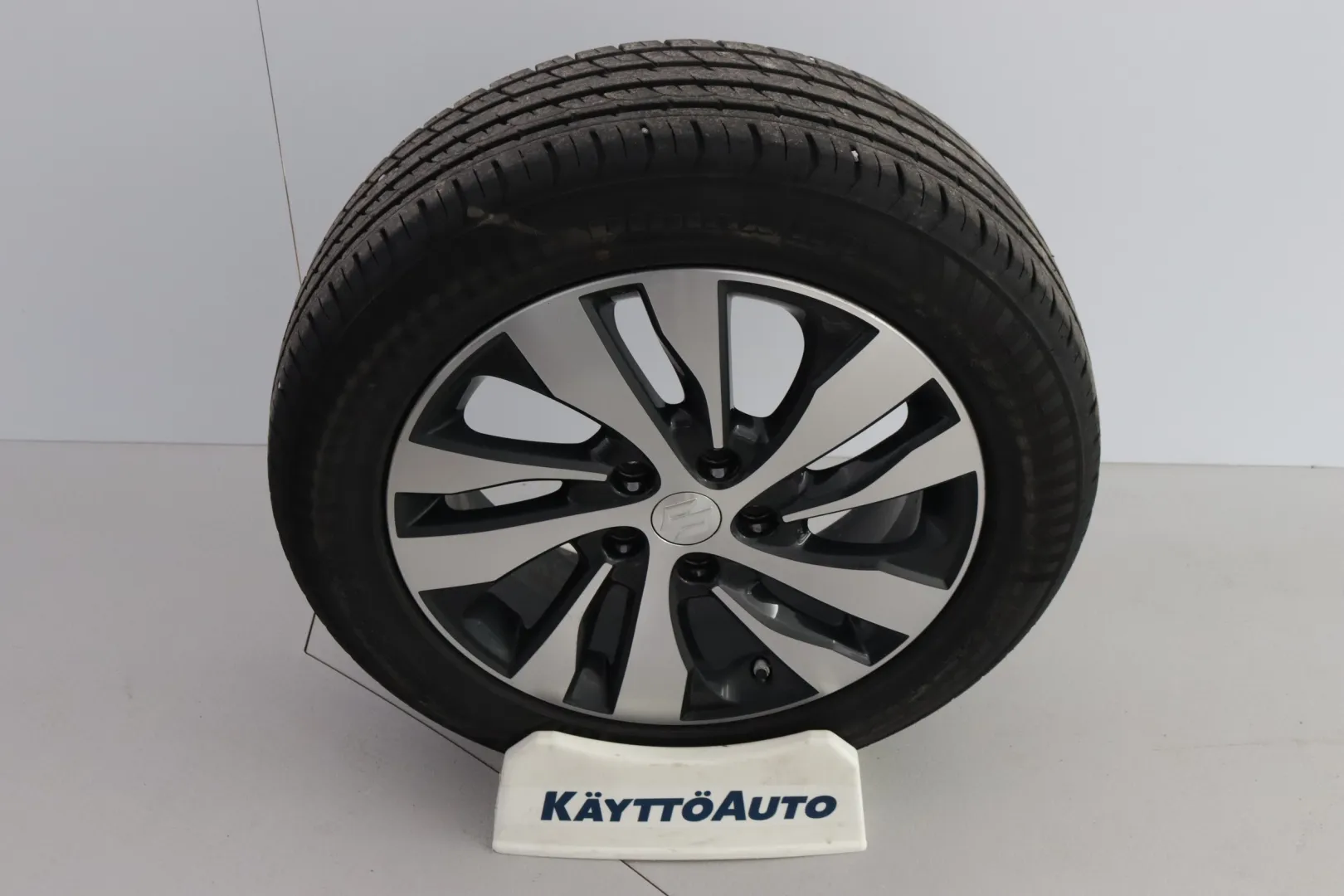 SUZUKI S-Cross CPF-885 carousel image