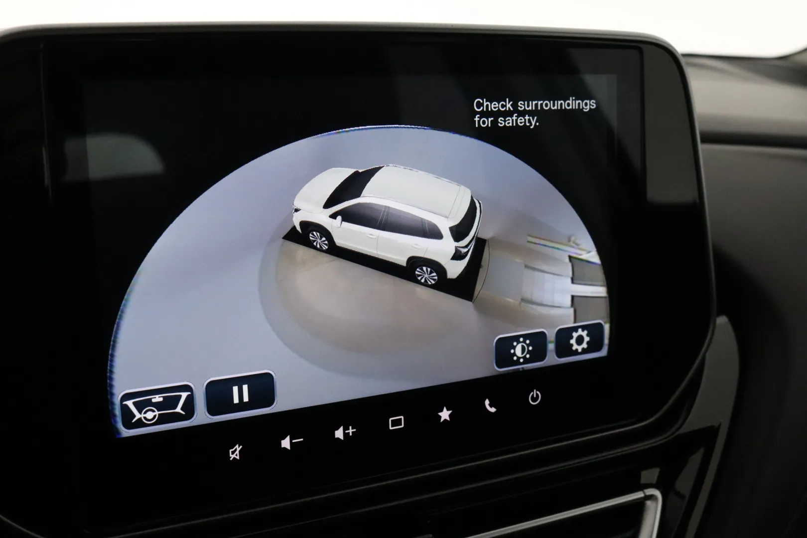 SUZUKI S-Cross CPF-885 carousel image