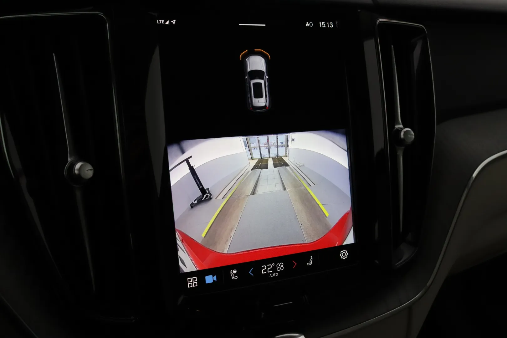 VOLVO XC60 KVP-804 carousel image