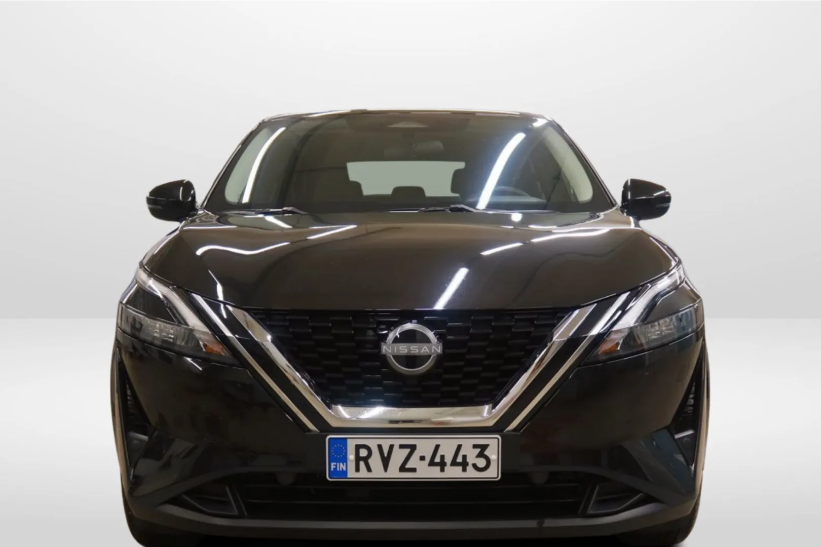 Nissan Qashqai RVZ-443 carousel image