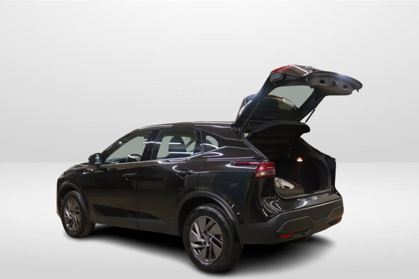 Nissan Qashqai RVZ-443 carousel image