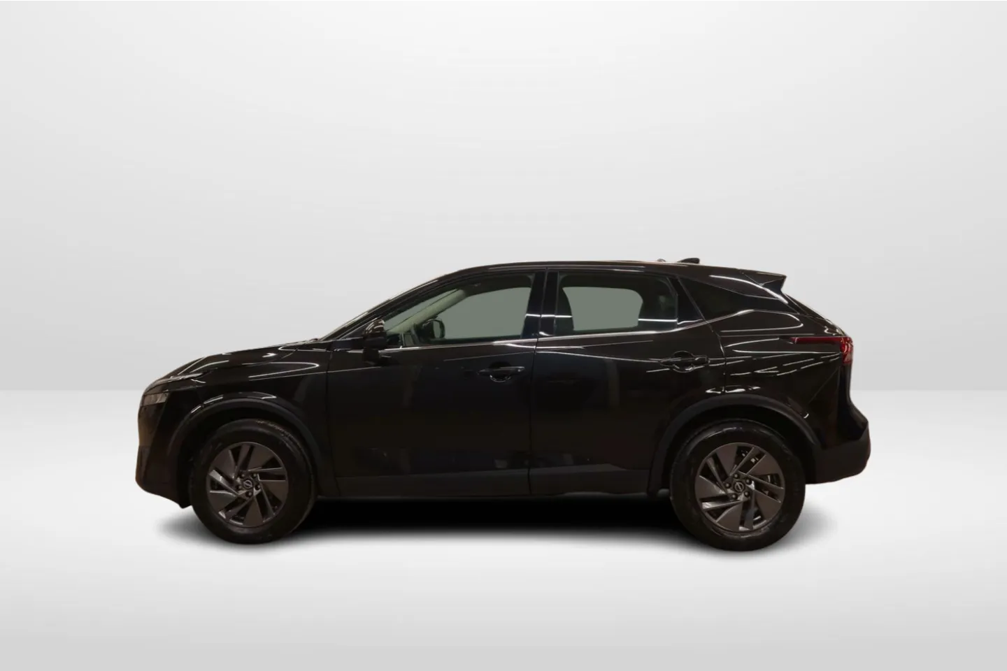 Nissan Qashqai RVZ-443 carousel image