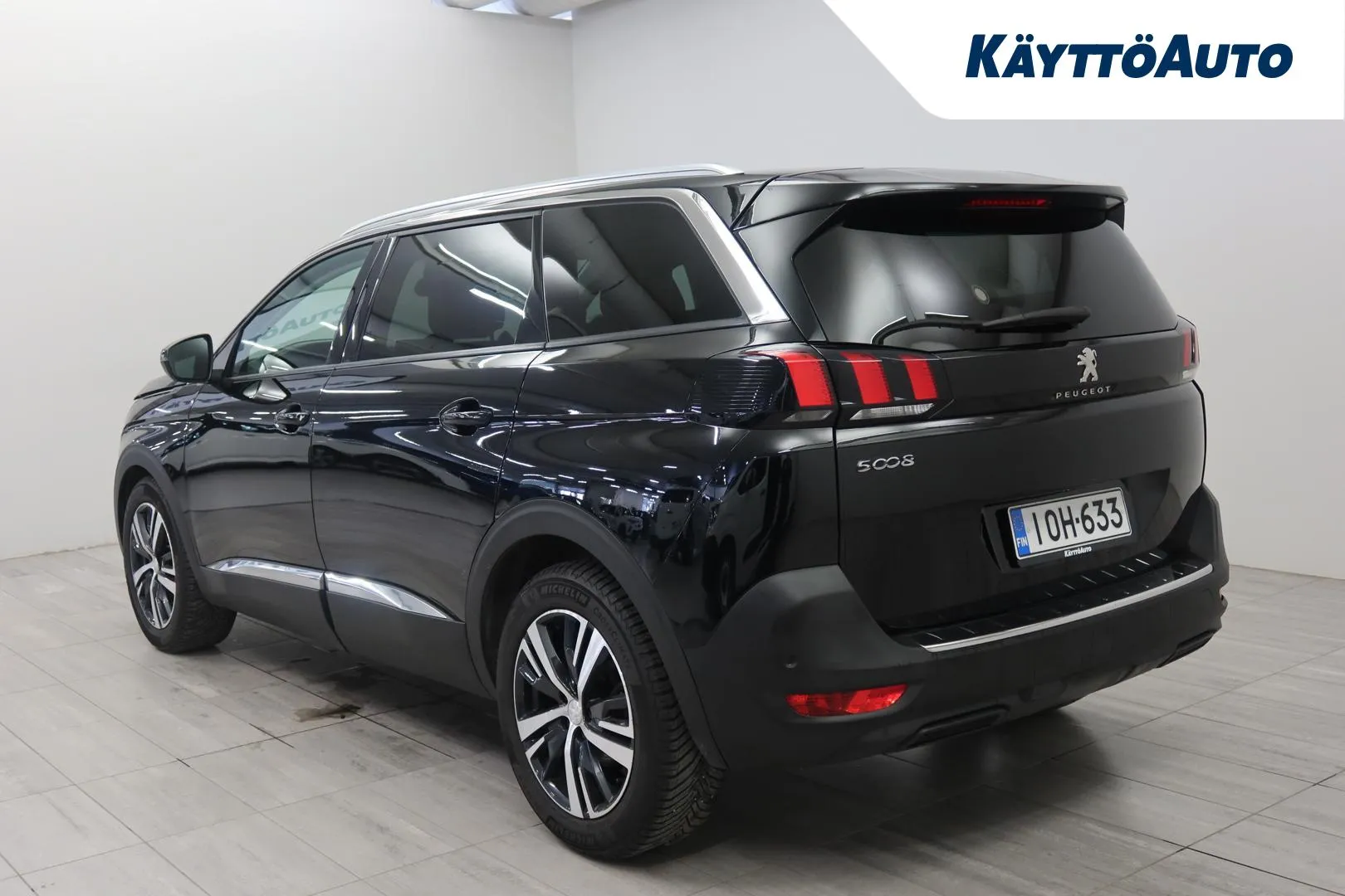 Peugeot 5008 IOH-633 carousel image