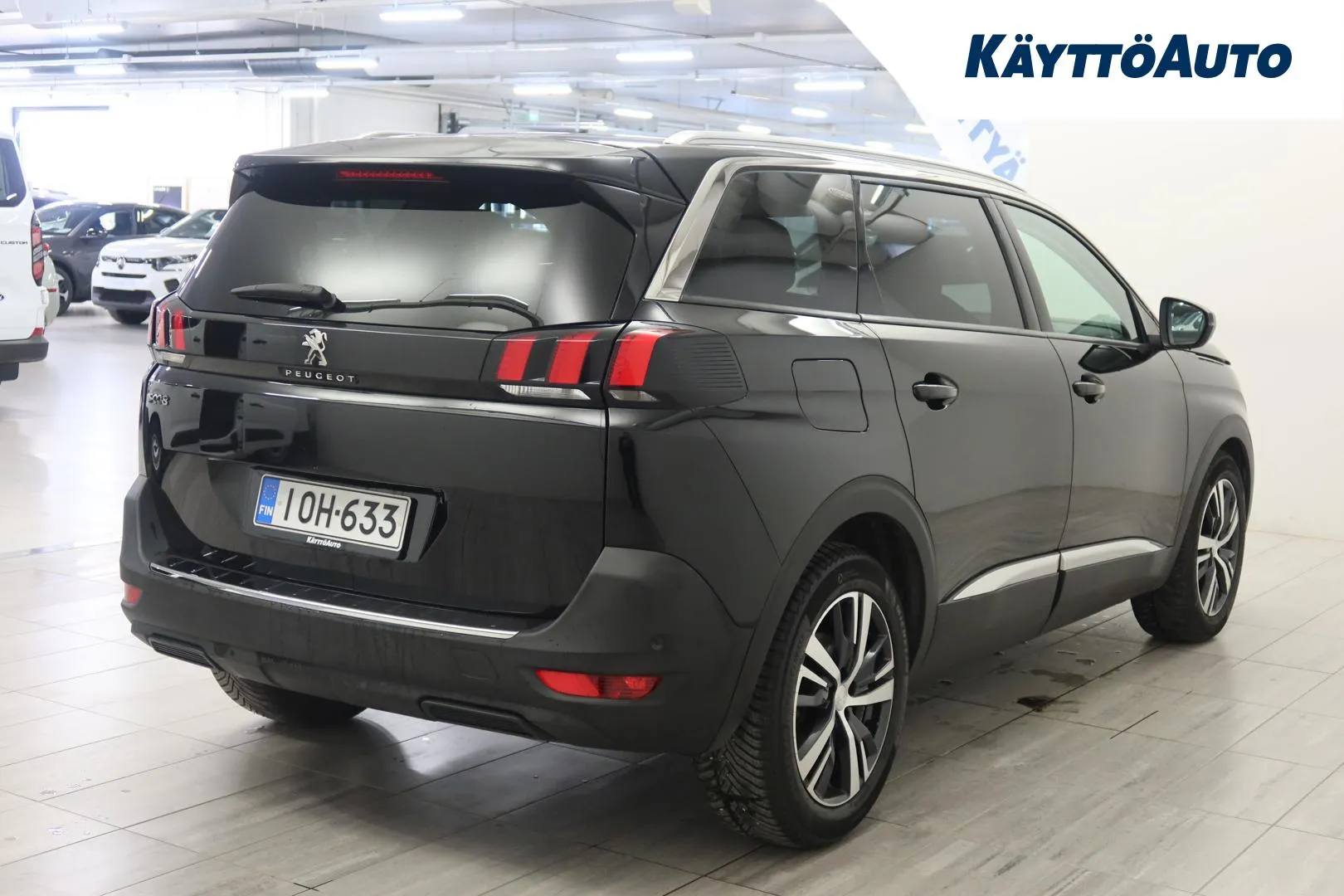 Peugeot 5008 IOH-633 carousel image