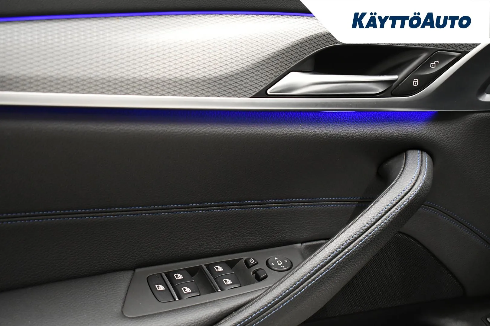 BMW 530 YLT-593 carousel image