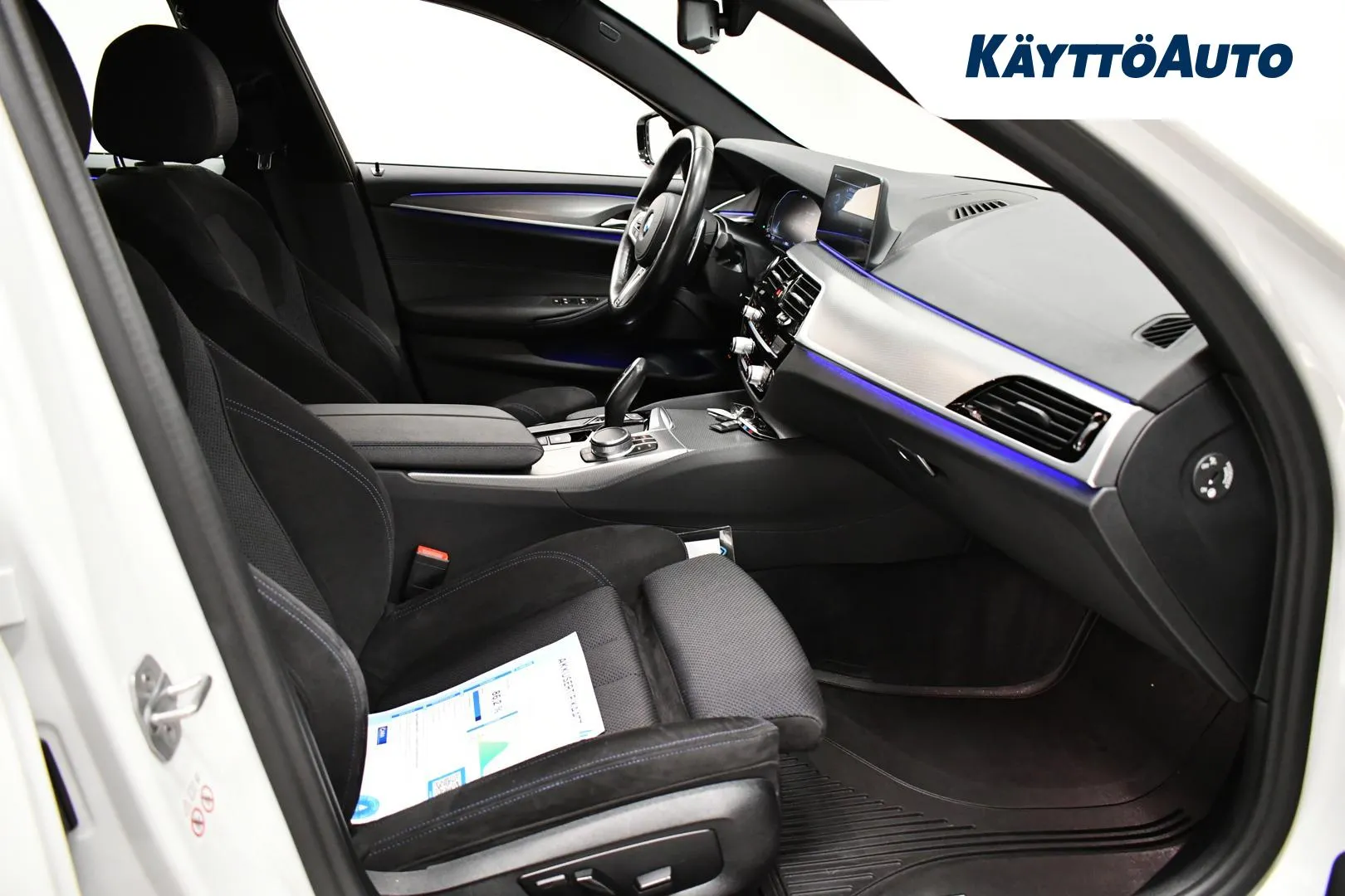 BMW 530 YLT-593 carousel image